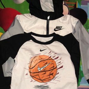 📬SOLD📬 2T Nike Windrunner & Long Sleeve Bundle